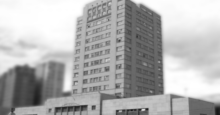 Cuando el pueblo se moviliza y la Universidad olvida su historia